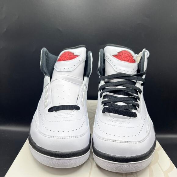 NEW Air Jordan 2 Retro Chicago White/ Black Women's Sneakers Size 7.5 DX4400-106 - Picture 3 of 10
